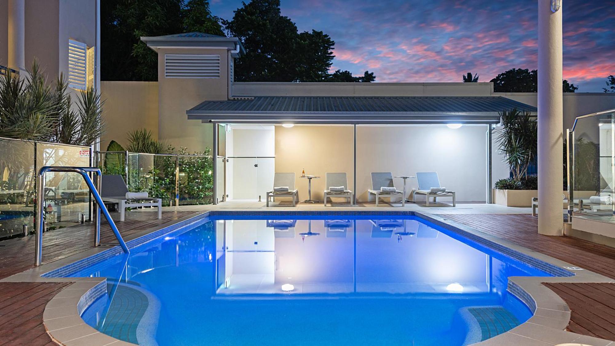 Aparthotel The Newport On Macrossan - Adults Only Port Douglas Exterior foto