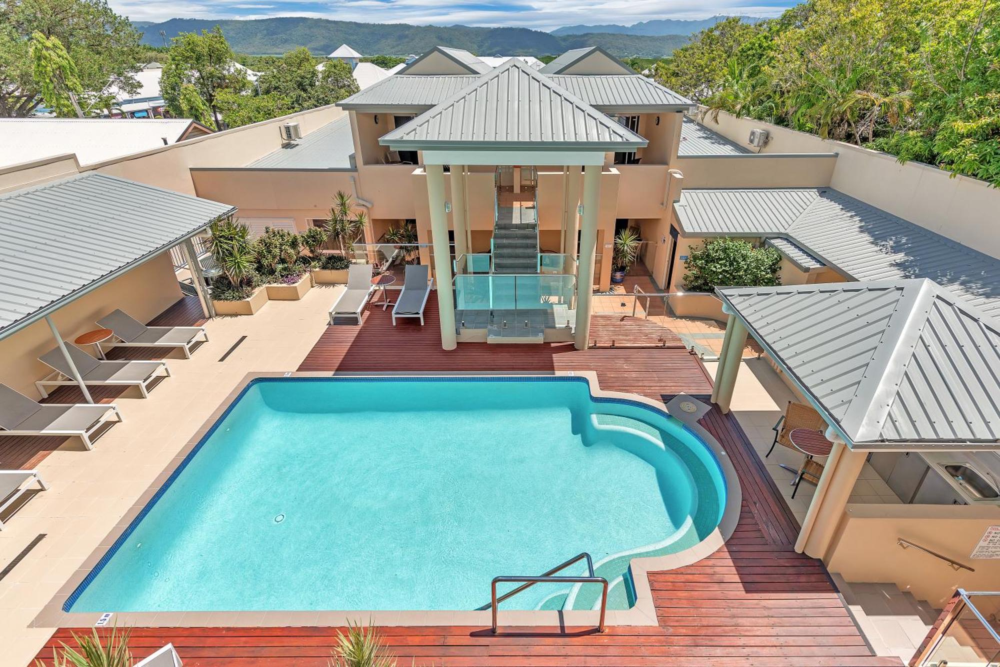 Aparthotel The Newport On Macrossan - Adults Only Port Douglas Exterior foto