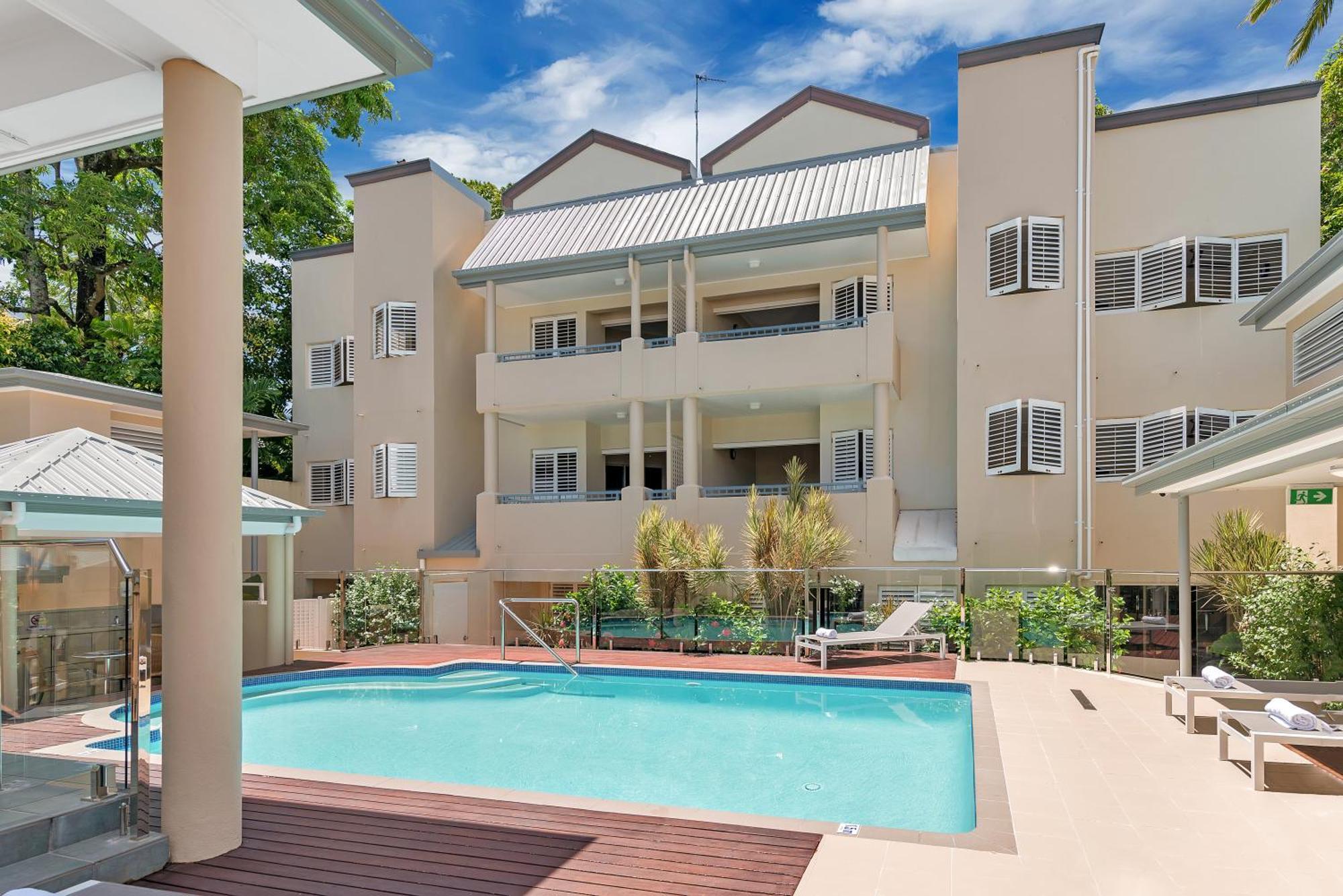 Aparthotel The Newport On Macrossan - Adults Only Port Douglas Exterior foto